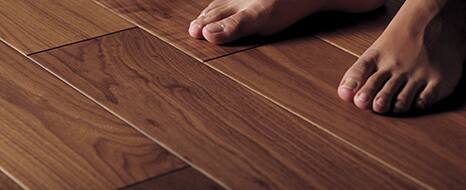 フローリング材のセレクト